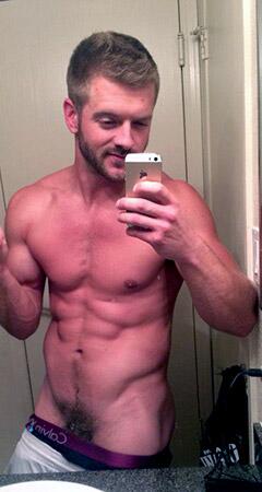 Sean Holmes