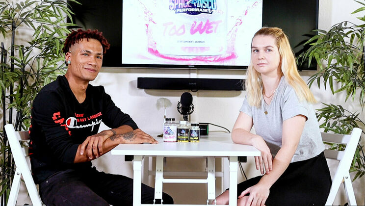 Busty Blonde Bombshell Layla Quinn Meets Martavis Ray